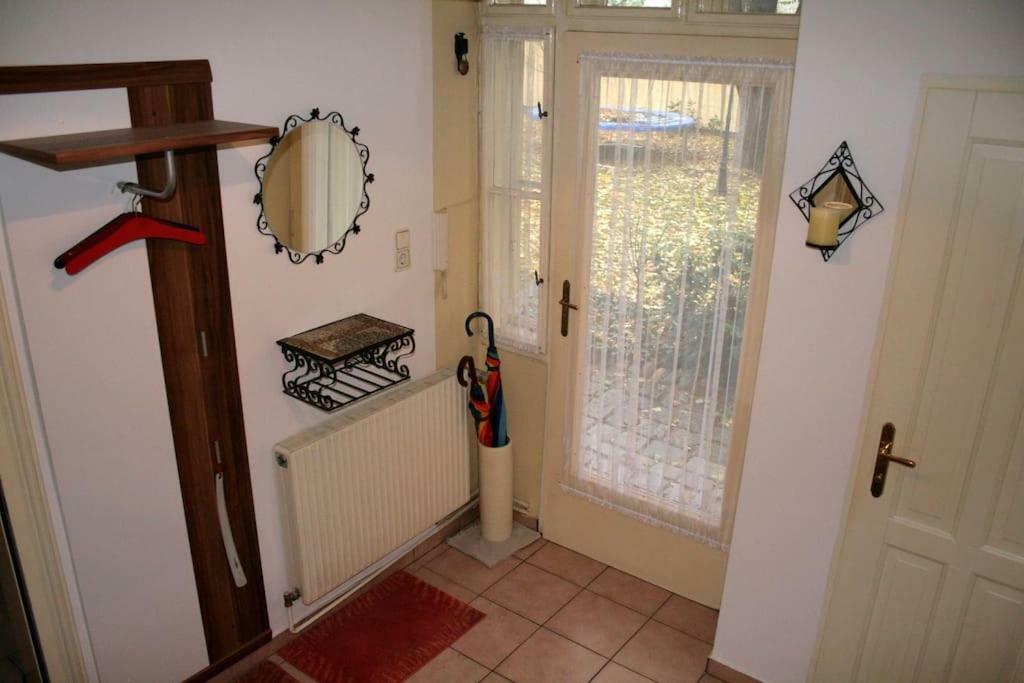 70m² großes Apartment mit Gartenzugang Wenen Buitenkant foto